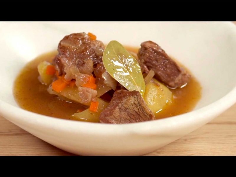Veal stew with vegetables